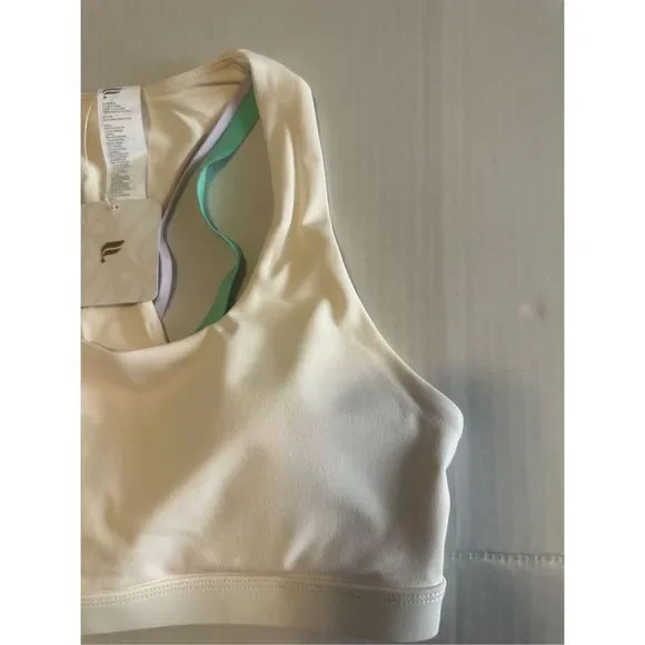 NWT - Fabletics Boost Medium Impact Sports Bra - medium/egret/light green - Picture 2 of 9